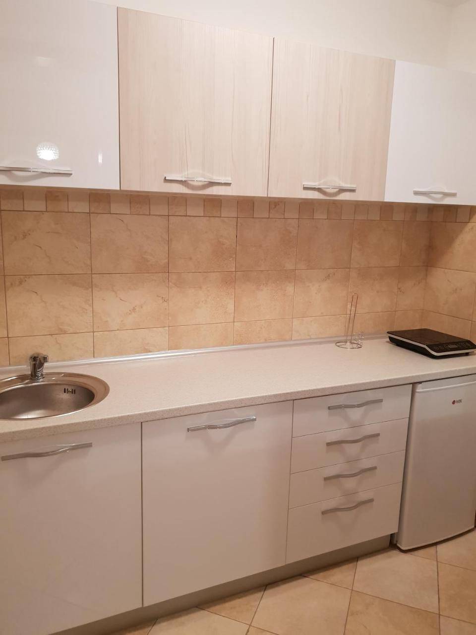 Apartman Kej Free Parking Кралево Екстер'єр фото