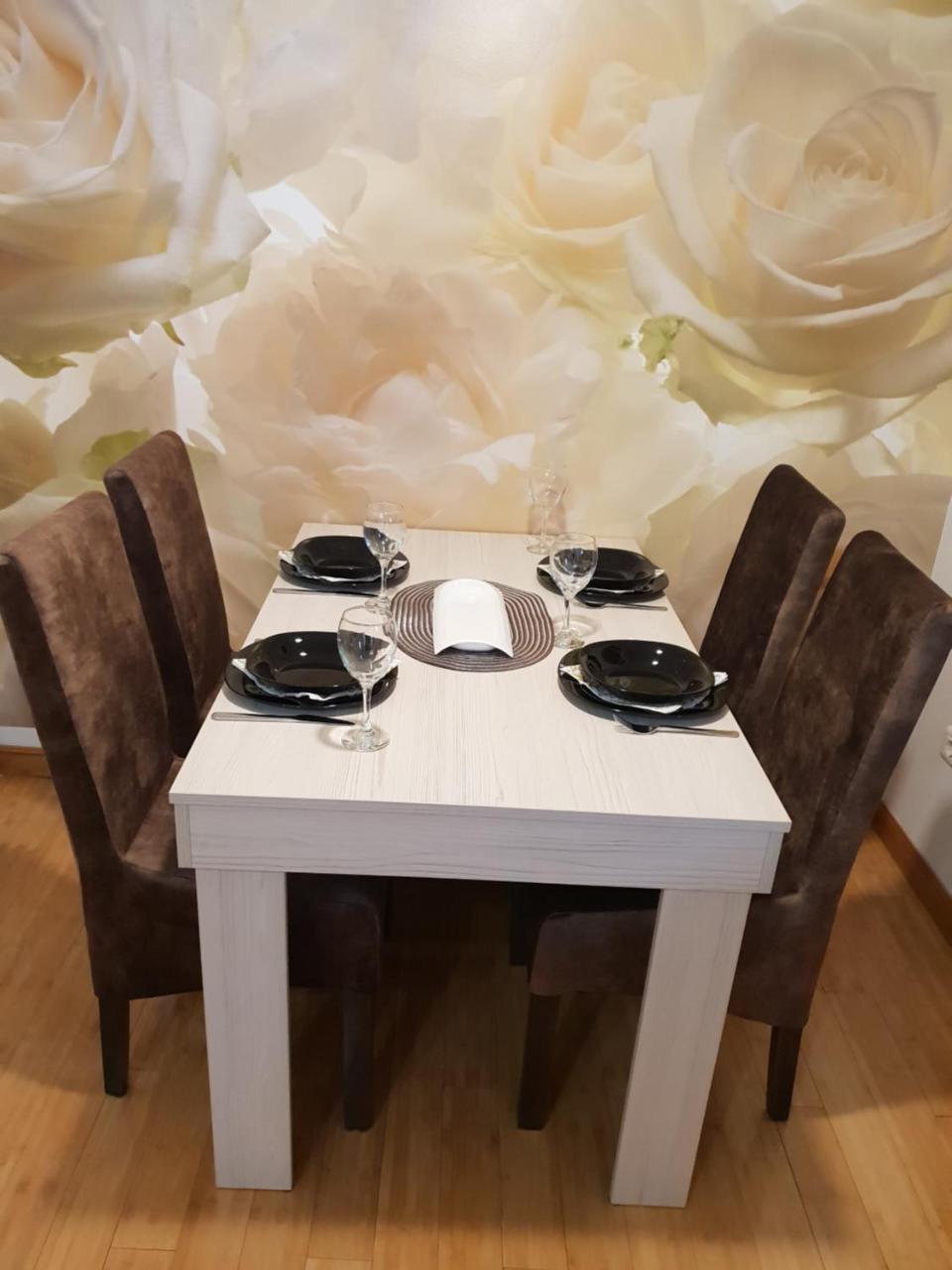 Apartman Kej Free Parking Кралево Екстер'єр фото